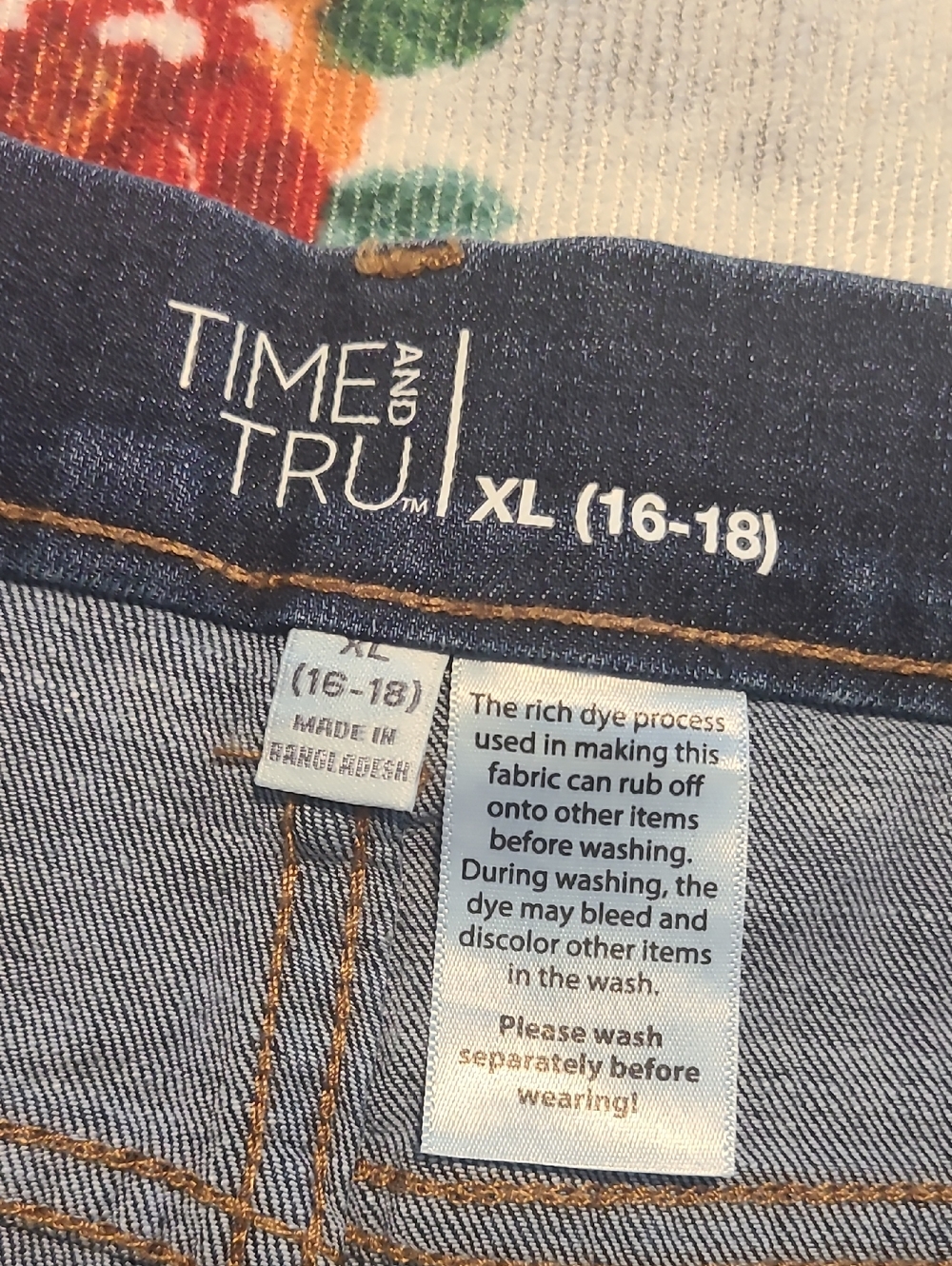 Time and Tru Dark Blue Denim Cuffed Women's Shorts - Picture 4 of 4